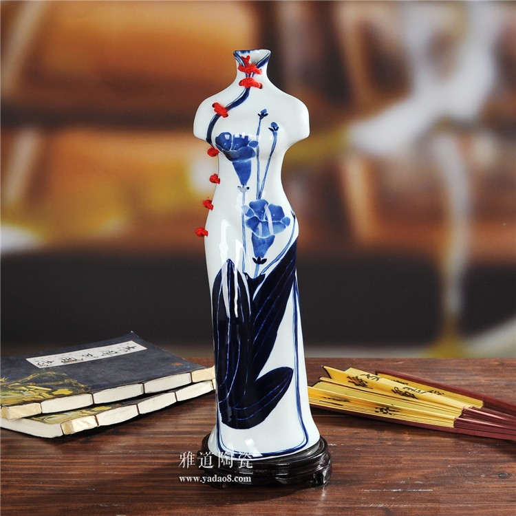 景德镇陶瓷创意旗袍美女陶瓷花瓶-郁金香款