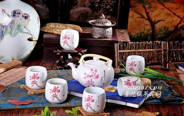 景德镇陶瓷荷花提梁壶实用茶具套装