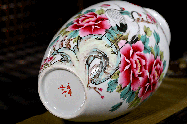 景德镇名家手绘陶瓷花瓶富贵长寿-底款